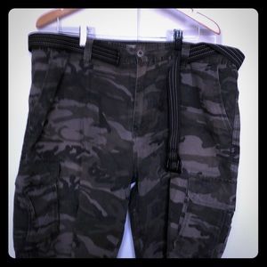 Green Camo Cargo shorts Size 38